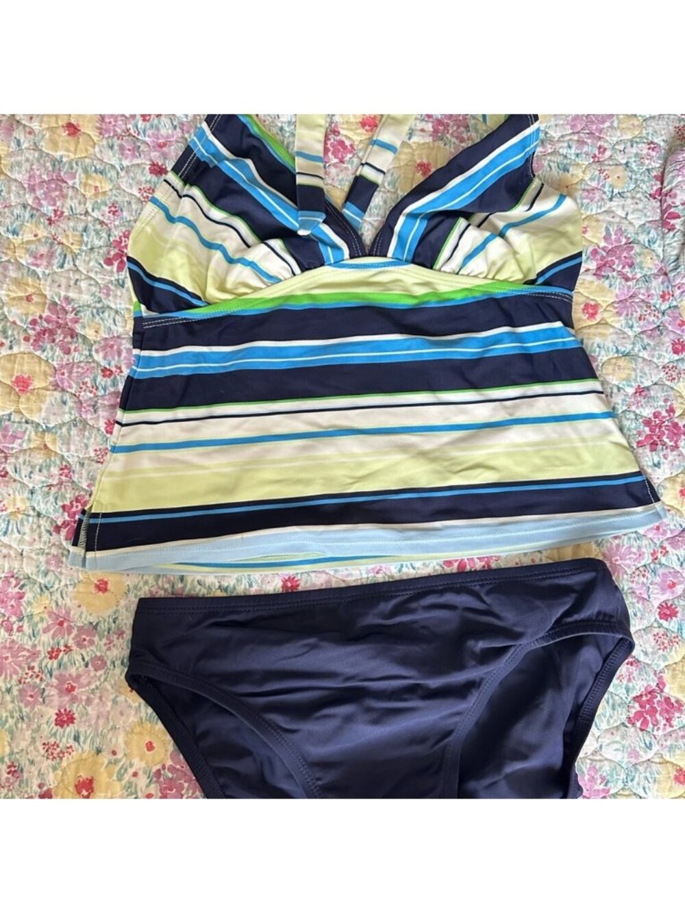Striped Tankini Swimsuit Set - Picture 2 of 2